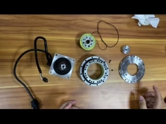 Installation d'engrenages harmoniques pour réducteurs d'ondes de contrainte